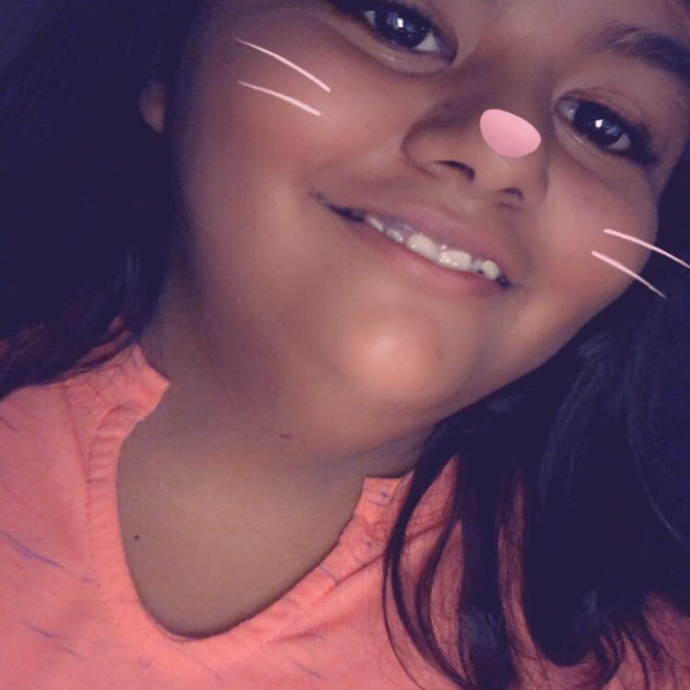 Meet your Posher, Isabel